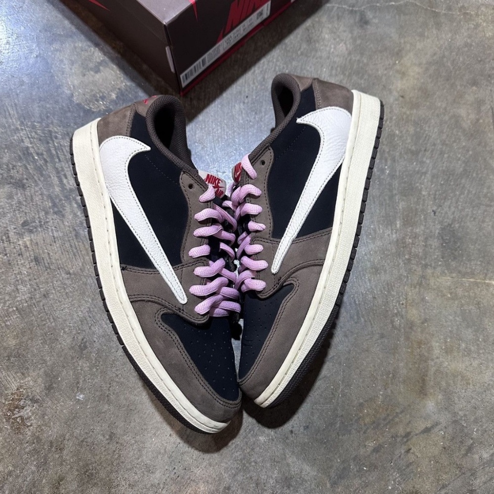 Nike air Jordan 1 Travis Scott low mocha size 10.5